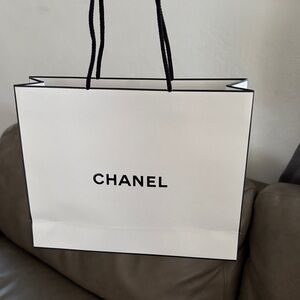 CHANEL Classic White and Black Shopping Bag